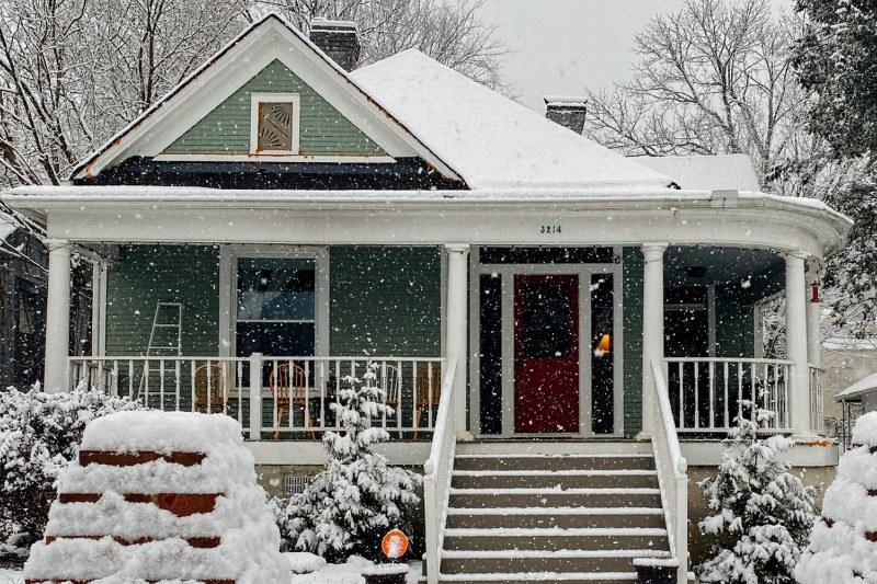 Is Now a Good Time to Sell a House? Winter 2023